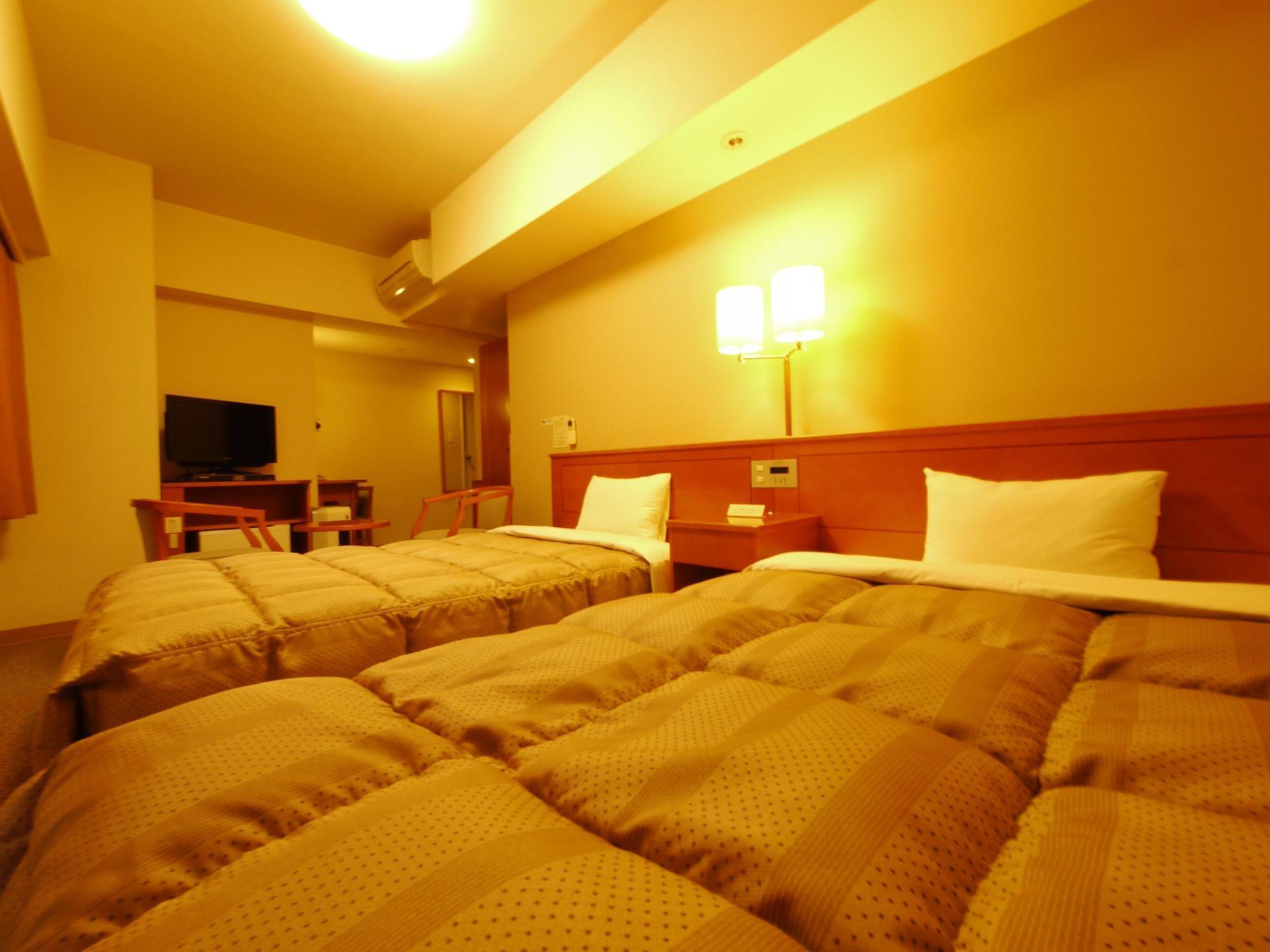 Hotel Route-Inn Fukaya Ekimae Exteriör bild