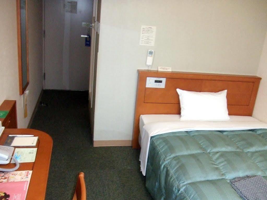 Hotel Route-Inn Fukaya Ekimae Exteriör bild